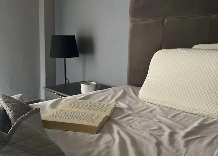 Modern Grey Nea Michaniona